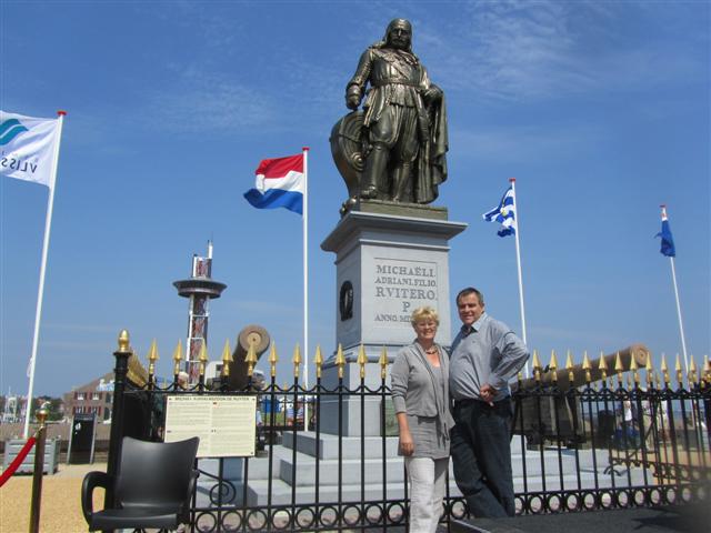 Onthulling Michiel de Ruyter 05-07-11 (Small)