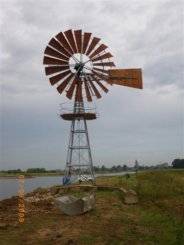 Windmolen geplaatst september 2009 (Small) 